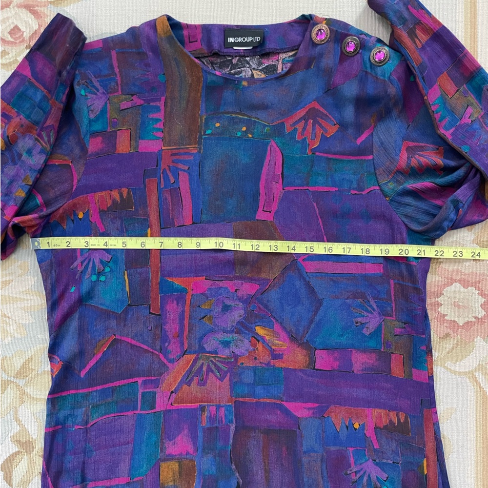 Colorful Button-Detail Top - Picture 7 of 9